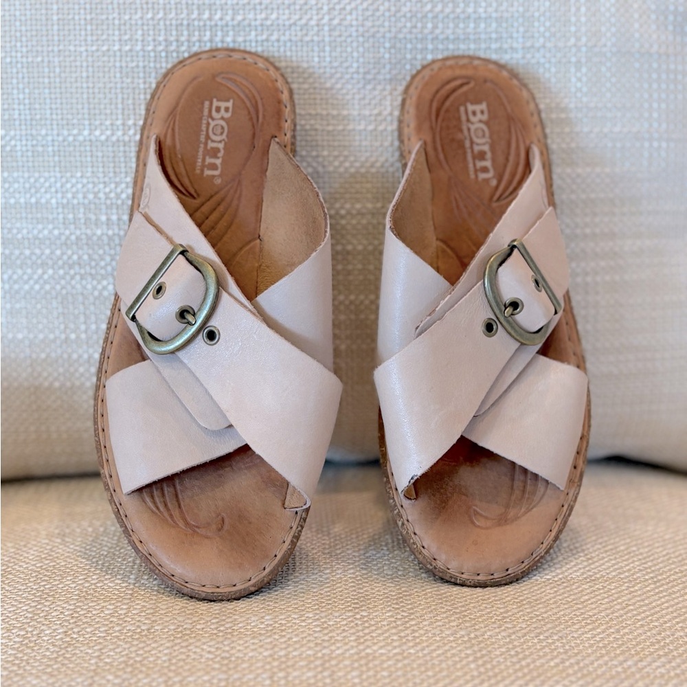 BORN Rio Sandals Slides Natural (Beige) Leather w Buckle Women US 6